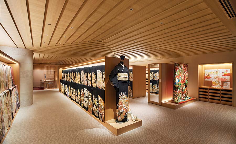 madera circuito Picante Marusho Kimono Shop by Tsutsumi & Associates | 2021-10-01 | Architectural  Record