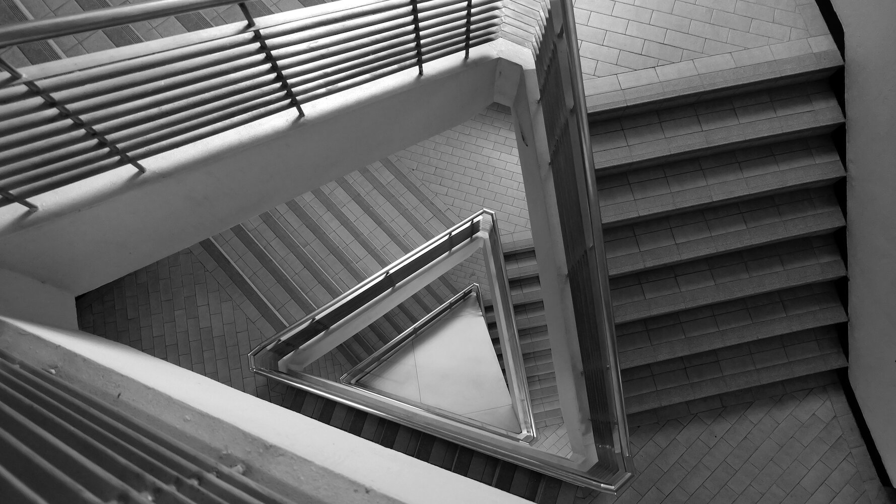 Pattern of triangle stair in black and white tone