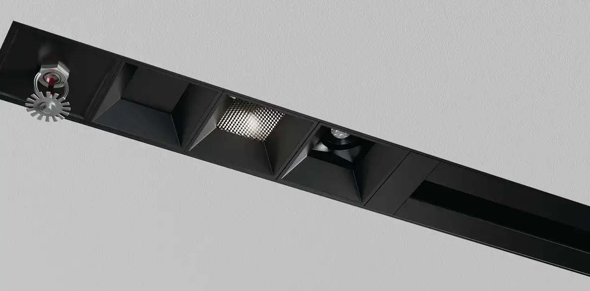 Omni QT Light Fixture.