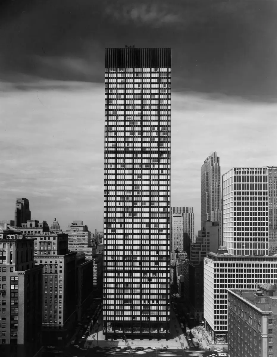 Union Carbide Building.