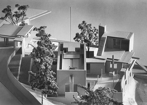 Jullian de la Fuente, Corbusier Prot'g', Dies