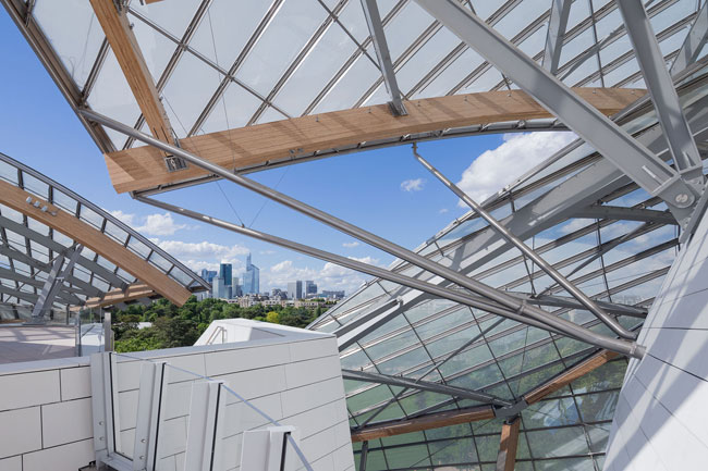 The Louis Vuitton Foundation, an extremely complex structure (25/06/2014) -  News update - Media [VINCI]
