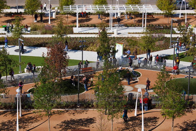 Klyde Warren Park | 2013-08-16 | Architectural Record