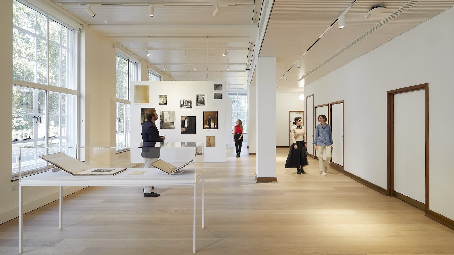 17. View of the Kythera Gallery at the Warburg Institute, London. Photograph ©Hufton+Crow.jpg